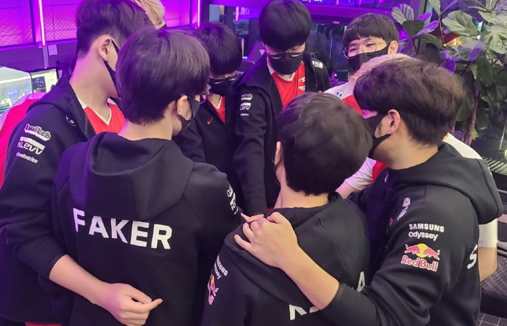 避免了引援 避免了引援