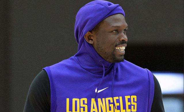 每位运动员 每位运动员